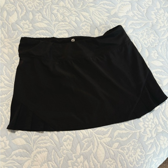 eTonic Tennis Skirt Pleated Flare Detail M with Secure Zip Pocket - Picture 4 of 6